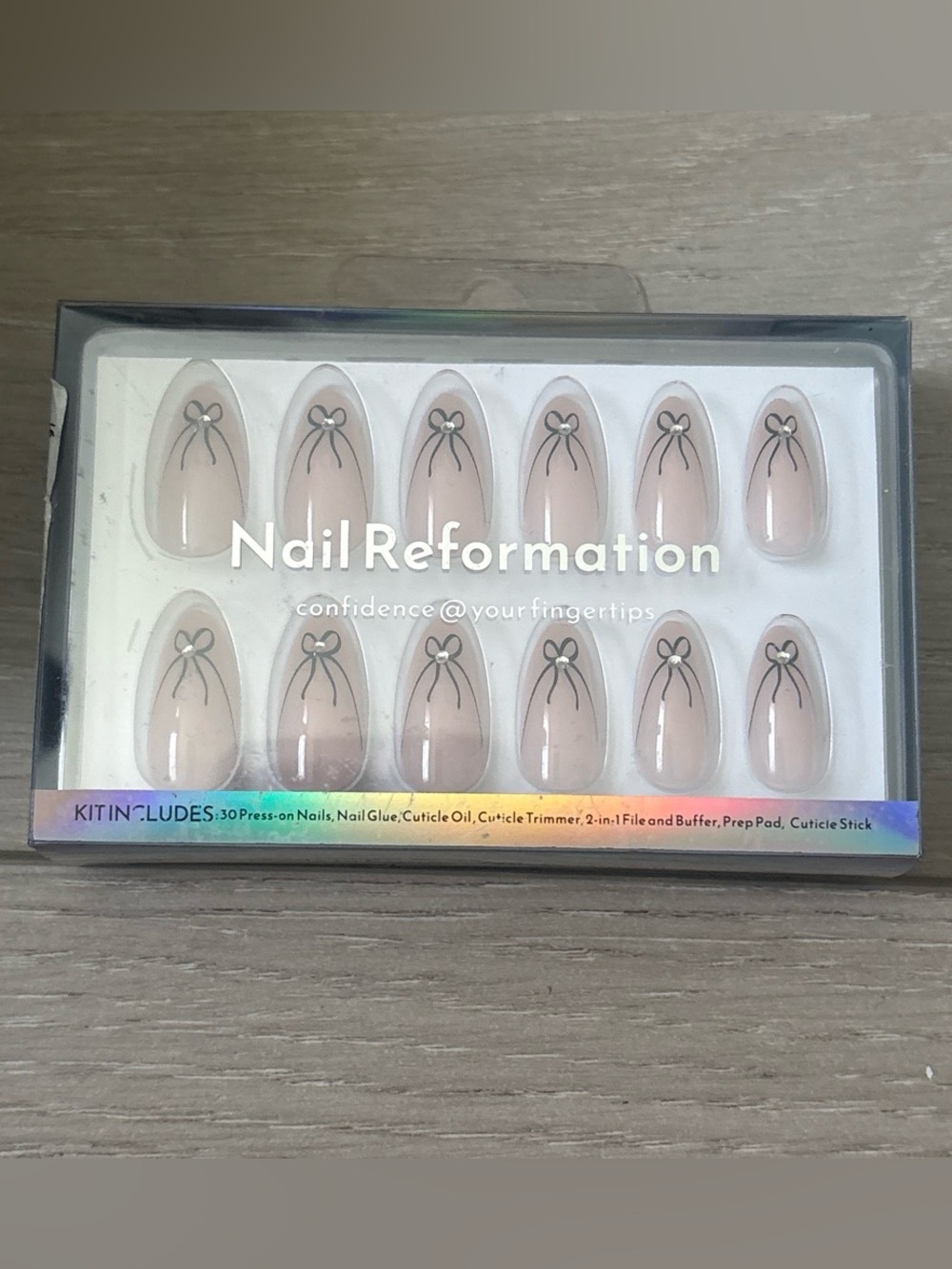 Nail Reformation Nude Bow Press-On Nails